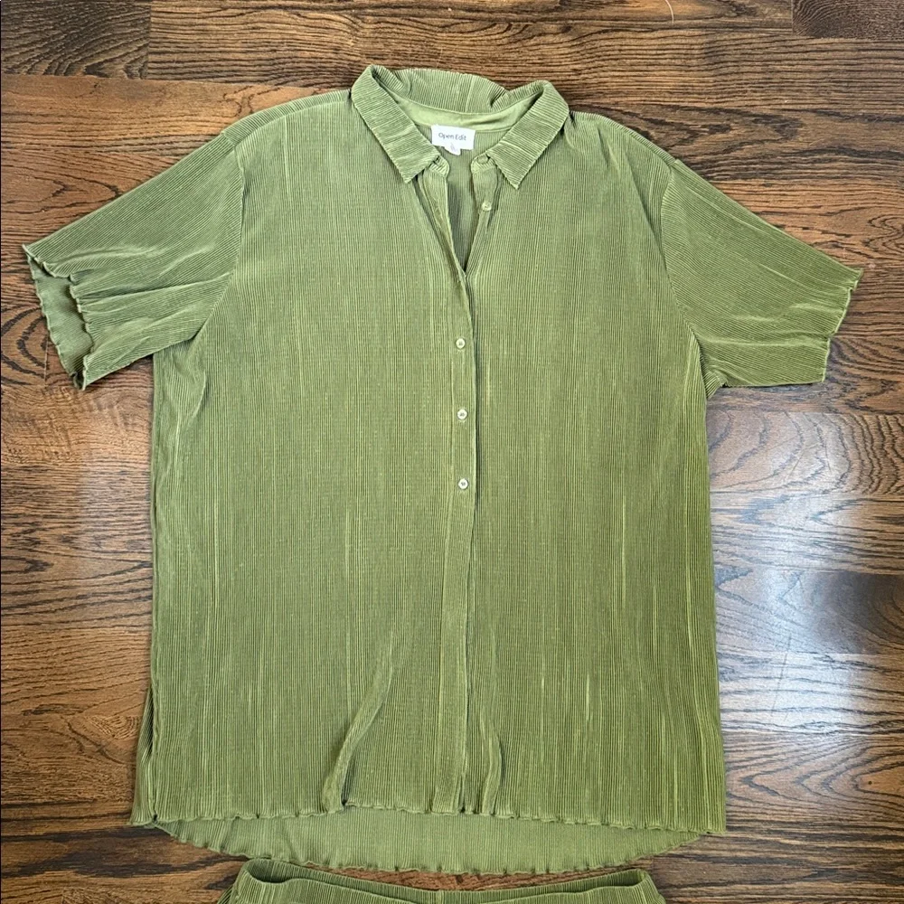 Open Edit Short Set Size Large - Picture 2 of 7